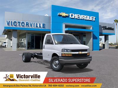 2025 Chevrolet Express 4500 DRW RWD Cutaway for sale #F251883 - photo 1