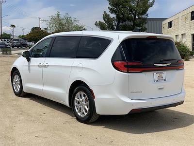 2023 Chrysler Pacifica FWD Minivan for sale #P78810 - photo 2