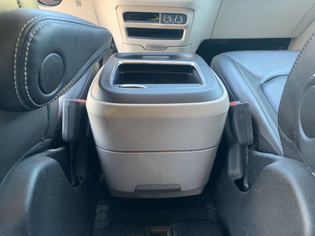 Used 2023 Chrysler Pacifica - photo 20
