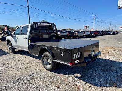 New 2025 Chevrolet Silverado 3500 Crew Cab Flatbed Truck for sale #FS2637T - photo 2