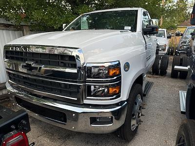 New 2024 Chevrolet Silverado 5500 Work Truck Regular Cab Cab Chassis for sale #RH486522 - photo 1