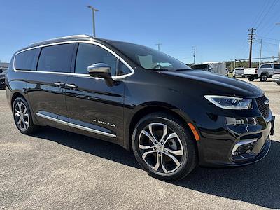 2021 Chrysler Pacifica AWD Minivan for sale #G23348B - photo 1