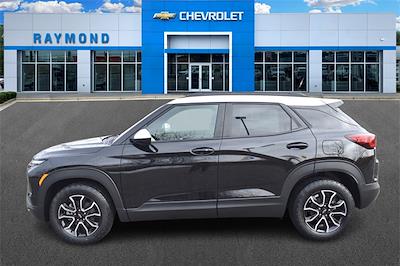 New 2025 Chevrolet Trailblazer - photo 1