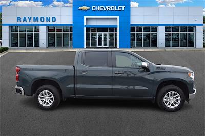 New 2025 Chevrolet Silverado 1500 LT Crew Cab for sale #46779 - photo 2