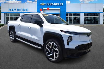 New 2024 Chevrolet Silverado EV RST Crew Cab AWD Pickup for sale #46824 - photo 1