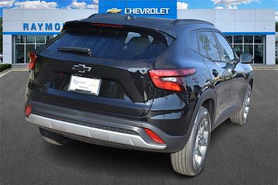 2025 Chevrolet Trax FWD SUV for sale #46987 - photo 2