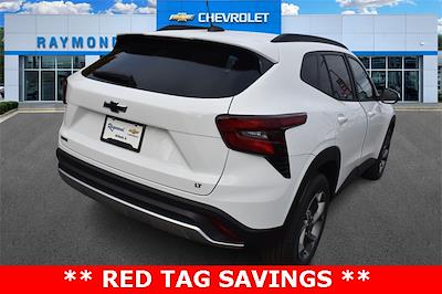 2025 Chevrolet Trax FWD SUV for sale #47289 - photo 2