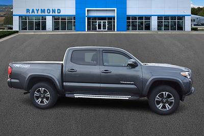 Used 2019 Toyota Tacoma - photo 1