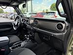 2021 Jeep Gladiator Crew Cab 4WD Pickup for sale #G24901C - photo 19