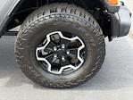 2021 Jeep Gladiator Crew Cab 4WD Pickup for sale #G24901C - photo 9
