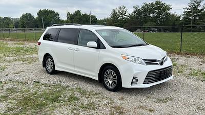 Used 2020 Toyota Sienna XLE FWD Minivan for sale #P13440 - photo 1