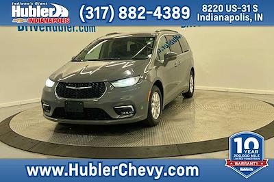 Used 2022 Chrysler Pacifica Touring L Minivan for sale #T15084 - photo 1