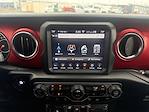 2020 Jeep Gladiator Crew Cab 4WD Pickup for sale #LL135268U - photo 19