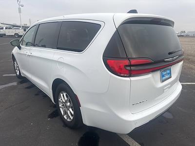 Used 2024 Chrysler Pacifica Touring L Minivan for sale #P10118R - photo 2