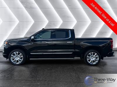 Used 2024 Chevrolet Silverado 1500 - photo 1