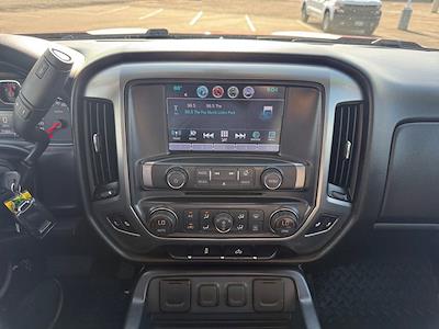Used 2018 Chevrolet Silverado 1500 - photo 1