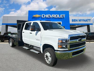 New 2024 Chevrolet Silverado 5500 Work Truck Regular Cab Flatbed Truck for sale #F689451 - photo 1