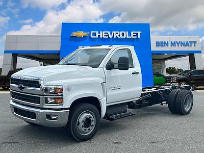 New 2024 Chevrolet Silverado 5500 Work Truck Regular Cab Cab Chassis for sale #M218811 - photo 1