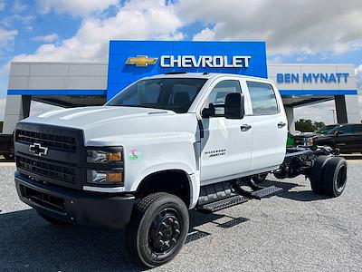 New 2024 Chevrolet Silverado 5500 Work Truck Crew Cab 4WD Cab Chassis for sale #M359059 - photo 1