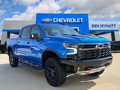 2025 Chevrolet Silverado 1500 Crew Cab 4WD Pickup for sale #T269646 - photo 1