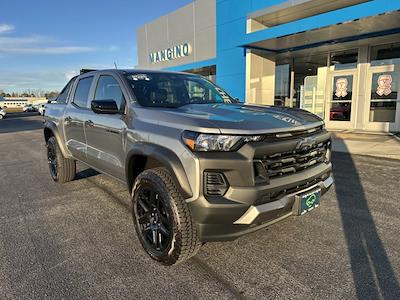 2025 Chevrolet Colorado Crew Cab 4WD Pickup for sale #230626A - photo 1