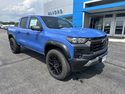 2025 Chevrolet Colorado Crew Cab 4WD Pickup for sale #234625 - photo 2