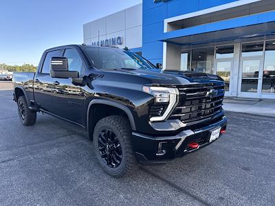 2026 Chevrolet Silverado 3500 Crew Cab 4WD Pickup for sale #251726 - photo 2