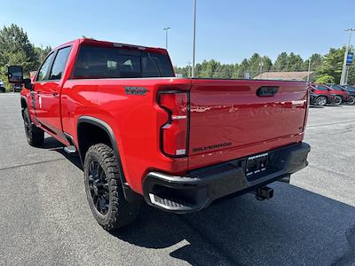 New 2025 Chevrolet Silverado 2500 LT Crew Cab 4WD Pickup for sale #2538925 - photo 2