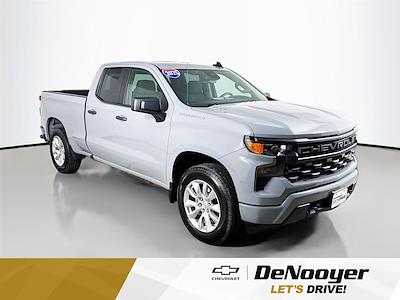 Used 2025 Chevrolet Silverado 1500 Custom Double Cab for sale #43419 - photo 1