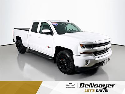Used 2019 Chevrolet Silverado 1500 - photo 1