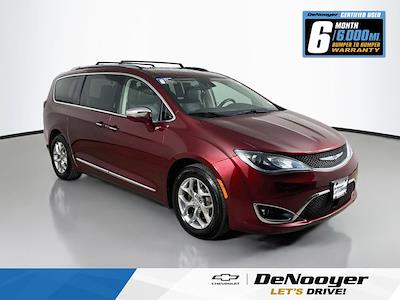 2019 Chrysler Pacifica FWD Minivan for sale #44239 - photo 1