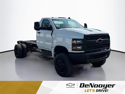2024 Chevrolet Silverado 5500 Regular Cab DRW 4WD Cab Chassis for sale #B24060 - photo 1