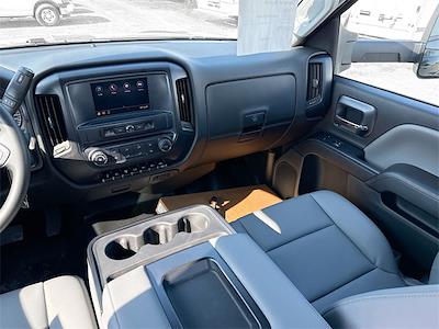 New 2024 Chevrolet Silverado 5500 - photo 1
