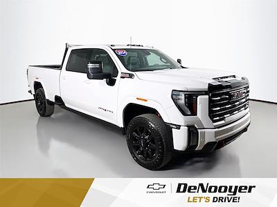 Used 2024 GMC Sierra 3500 - photo 1