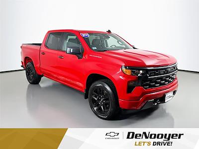 Used 2024 Chevrolet Silverado 1500 - photo 1