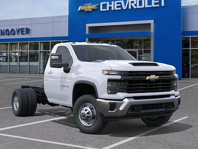 New 2025 Chevrolet Silverado 3500 - photo 1