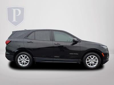 2023 Chevrolet Equinox FWD SUV for sale #016285A - photo 2