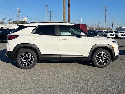 2025 Chevrolet Trailblazer FWD SUV for sale #108422X - photo 2