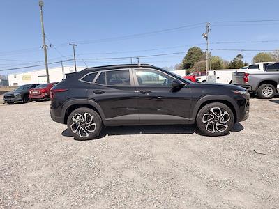 Used 2026 Chevrolet Trax - photo 1