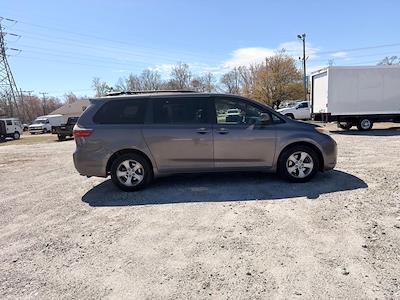 Used 2015 Toyota Sienna - photo 1
