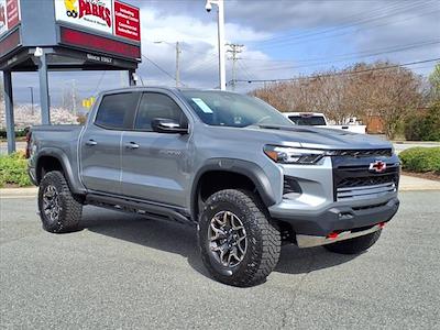 2025 Chevrolet Colorado Crew Cab 4x4 Pickup for sale #156190 - photo 1