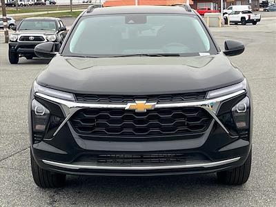 2025 Chevrolet Trax FWD SUV for sale #161161X - photo 2