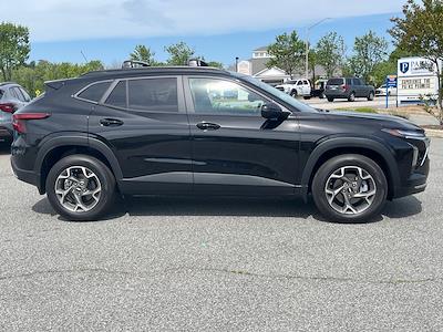 2025 Chevrolet Trax FWD SUV for sale #C205020X - photo 2