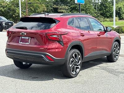2025 Chevrolet Trax FWD SUV for sale #300402 - photo 2