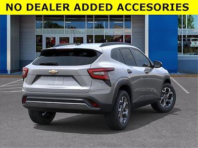 2025 Chevrolet Trax FWD SUV for sale #301650X - photo 2