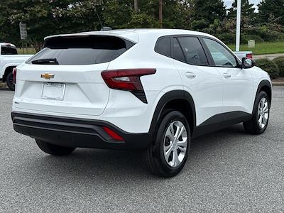 2025 Chevrolet Trax FWD SUV for sale #330081 - photo 2