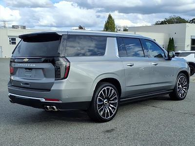 2025 Chevrolet Suburban 4WD SUV for sale #376268 - photo 2