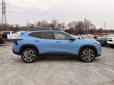 2024 Chevrolet Trax FWD SUV for sale #390843XA - photo 2