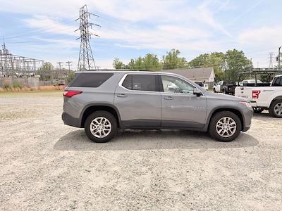 Used 2019 Chevrolet Traverse - photo 2