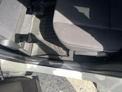 2018 Toyota RAV4 4x2 SUV for sale #8K8539A - photo 2